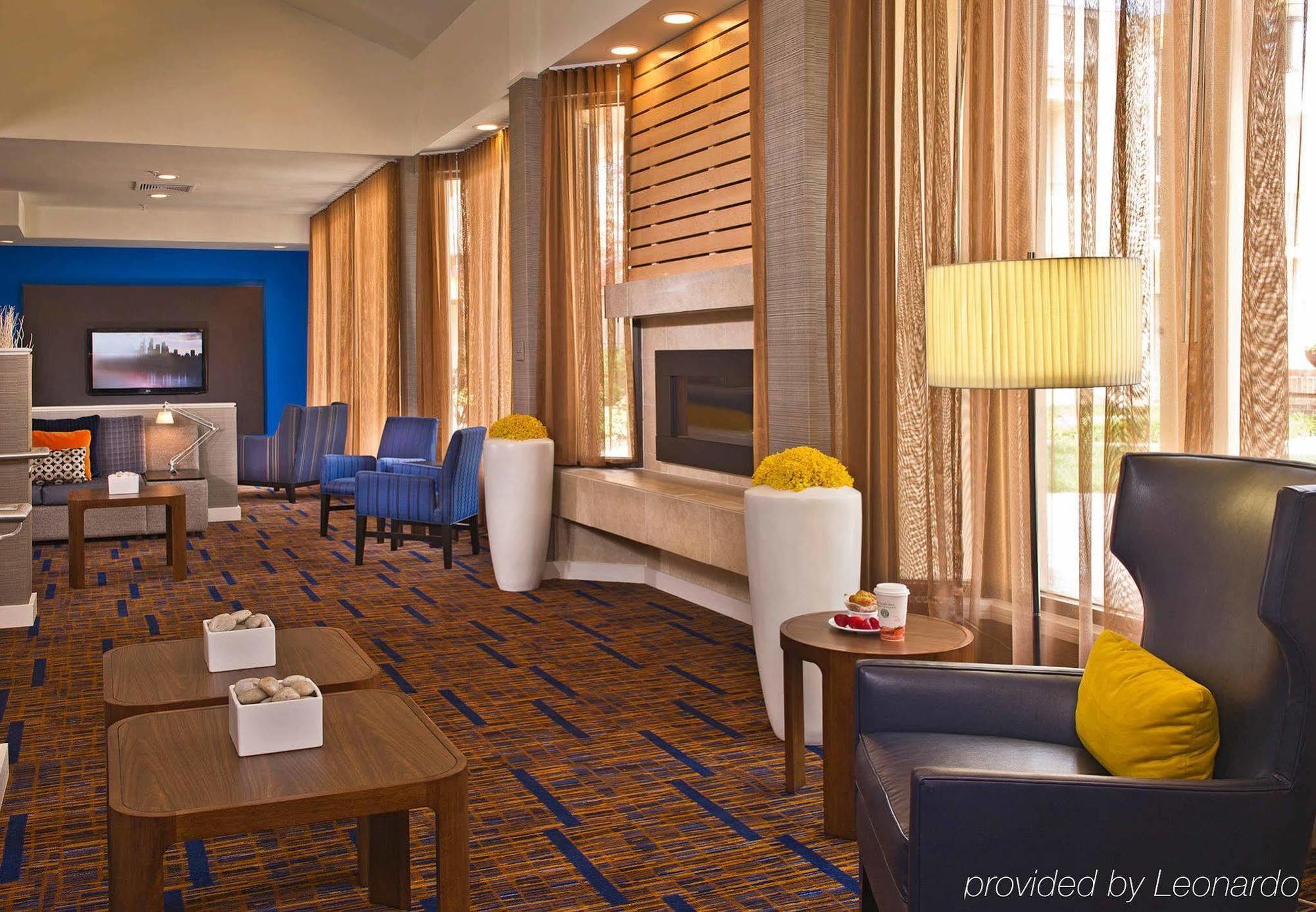 Courtyard By Marriott Raleigh Midtown Hotel Exterior foto
