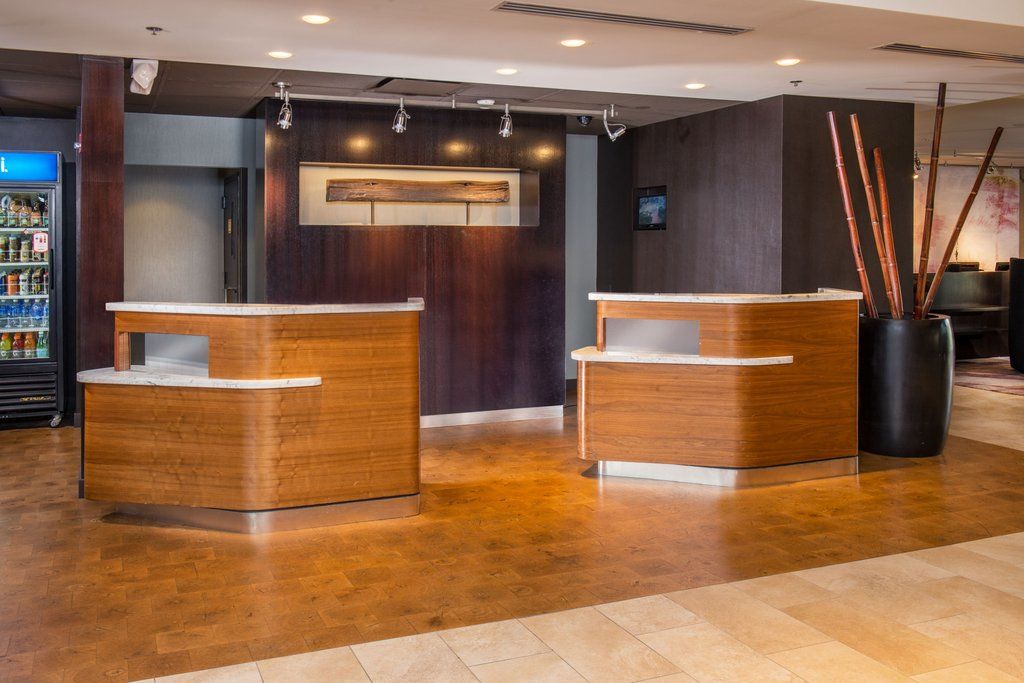 Courtyard By Marriott Raleigh Midtown Hotel Exterior foto