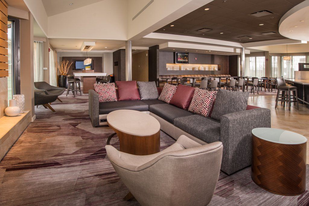 Courtyard By Marriott Raleigh Midtown Hotel Exterior foto